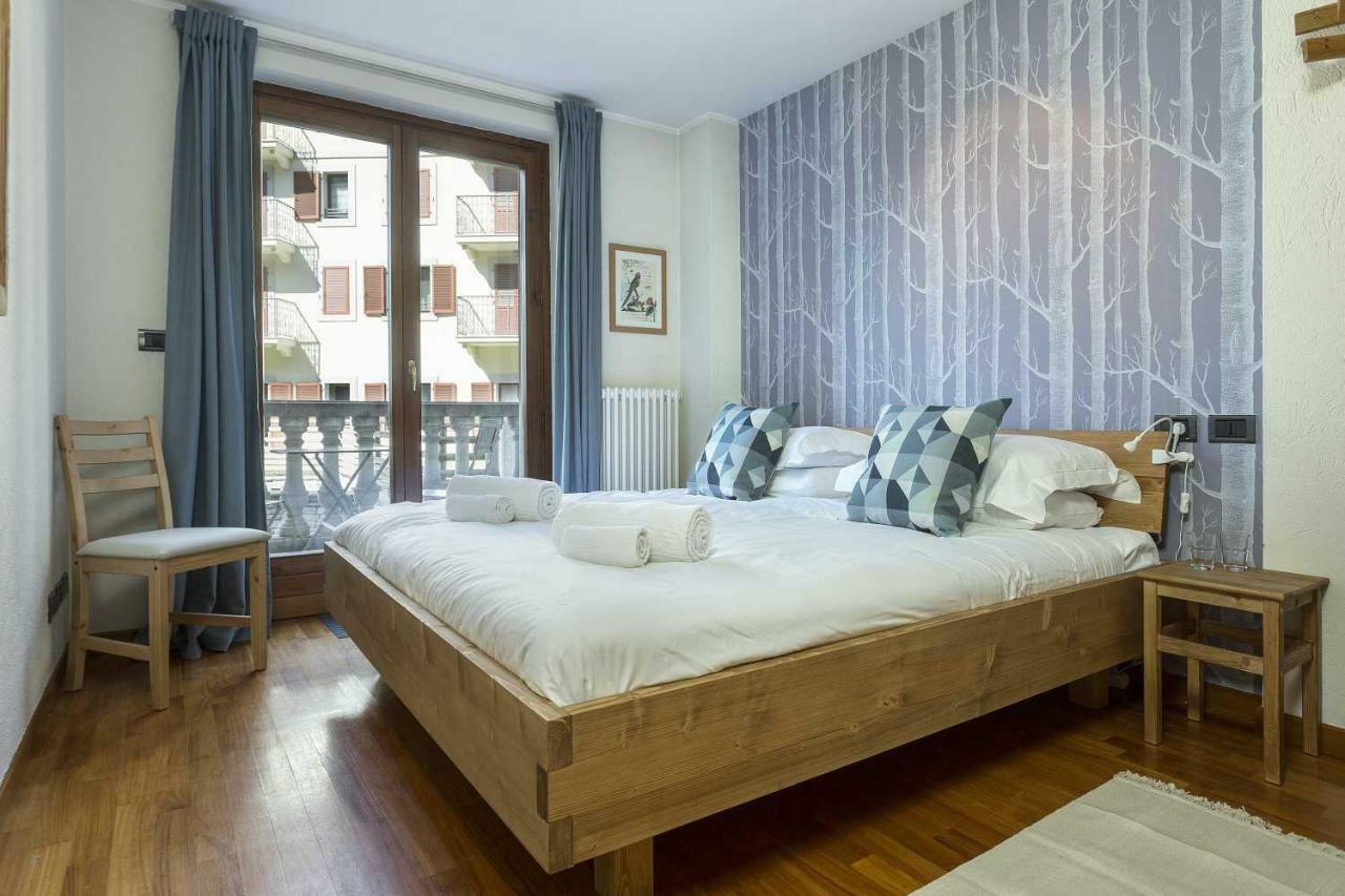 Apartment Ensa - Alpes Travel - Central Chamonix - Sleeps 4 Eksteriør bilde